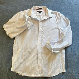 Banana Republic Men’s L Untucked Fit